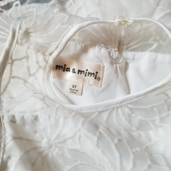 Mia & Mimi Floral Dress - Picture 6 of 7